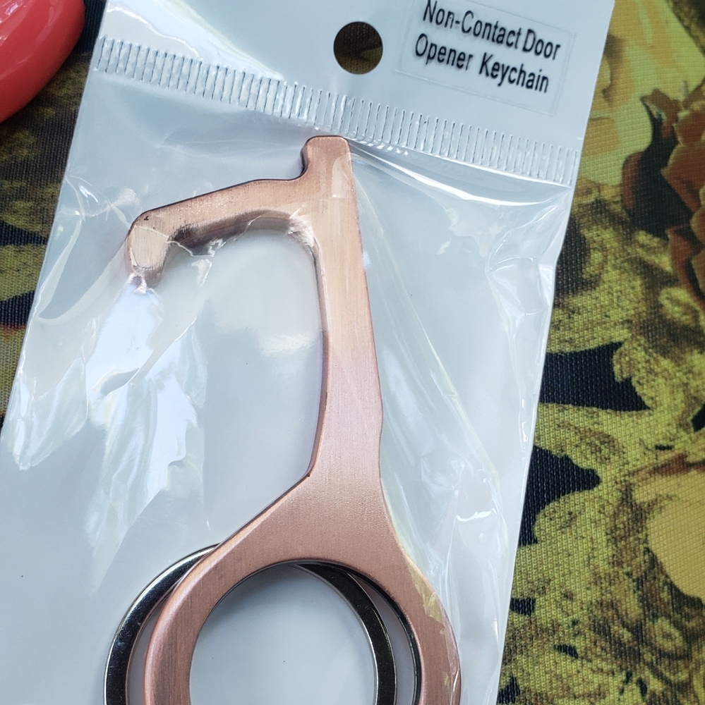 Coronavirus key. Non-contact door Opener Works  li